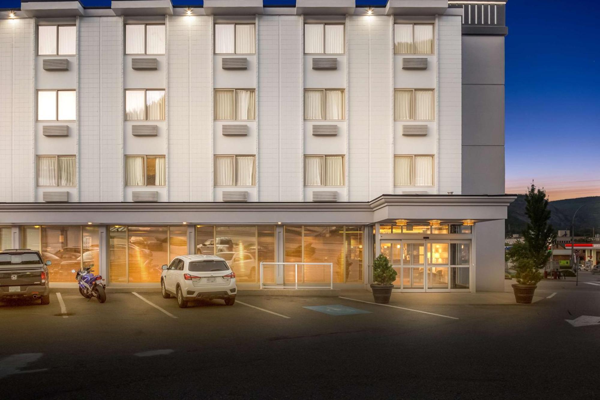 Best Western Plus Columbia River Hotel Trail Екстер'єр фото