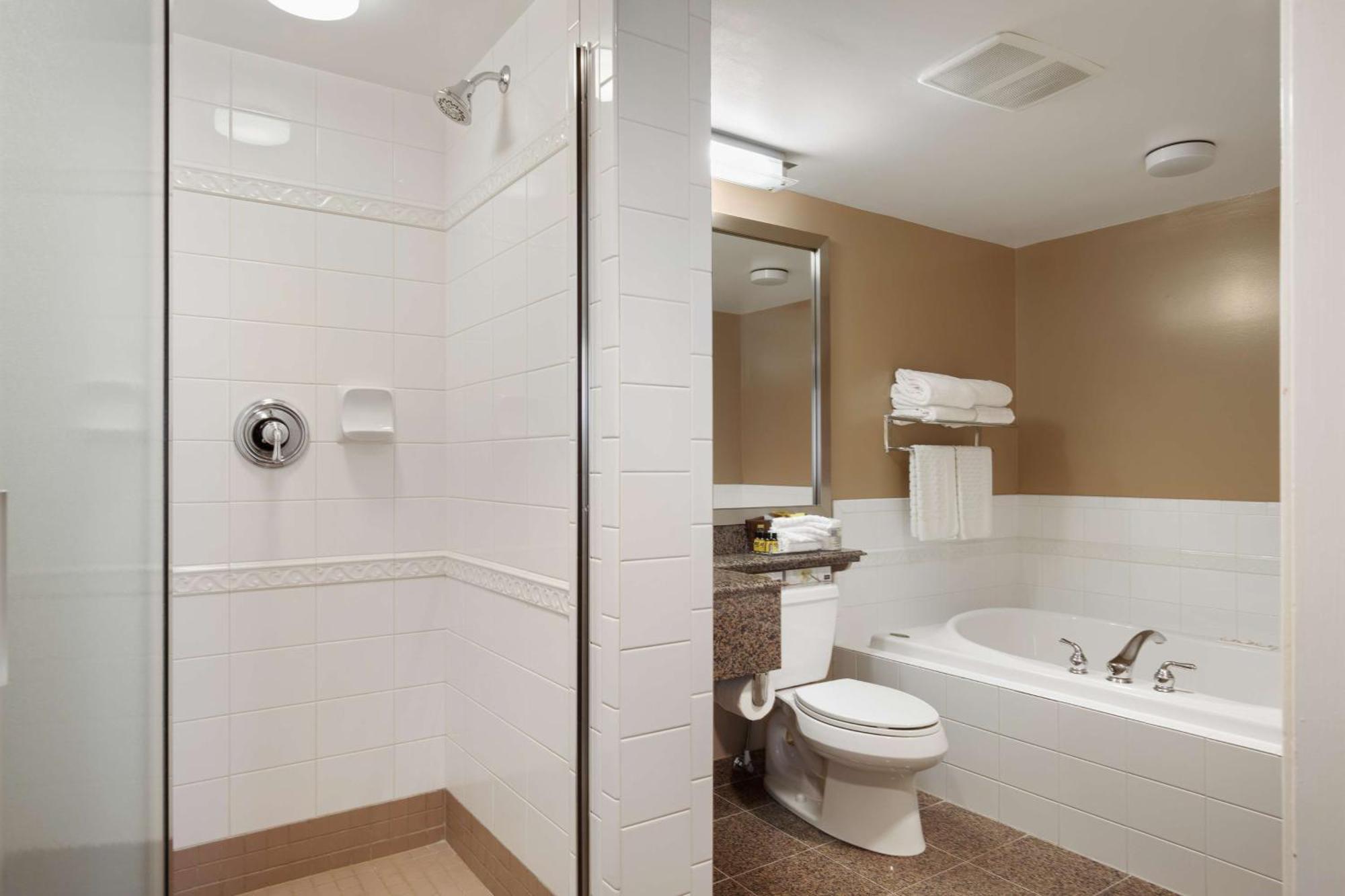 Best Western Plus Columbia River Hotel Trail Екстер'єр фото